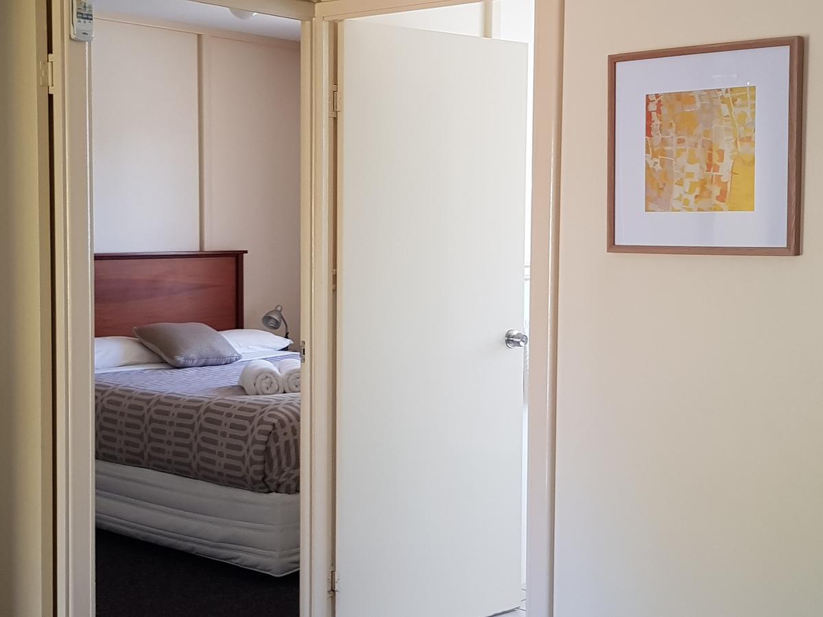 Park Avenue Holiday Units Олбани Екстериор снимка